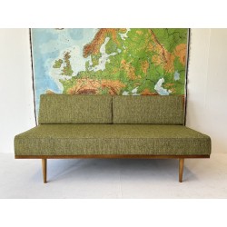 Torsby Daybed in Zepels Moss.