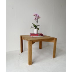 Solid Oak Danish Coffee Table with flip top to reveal curved table top. id 11.