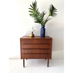 Danish Chest in Teak with 4 Drawers id 62